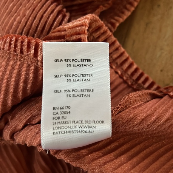 Urban outfitters- ribbed peplum top size M - Picture 6 of 8